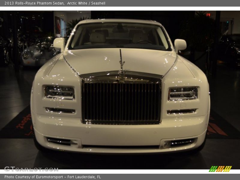 Arctic White / Seashell 2013 Rolls-Royce Phantom Sedan