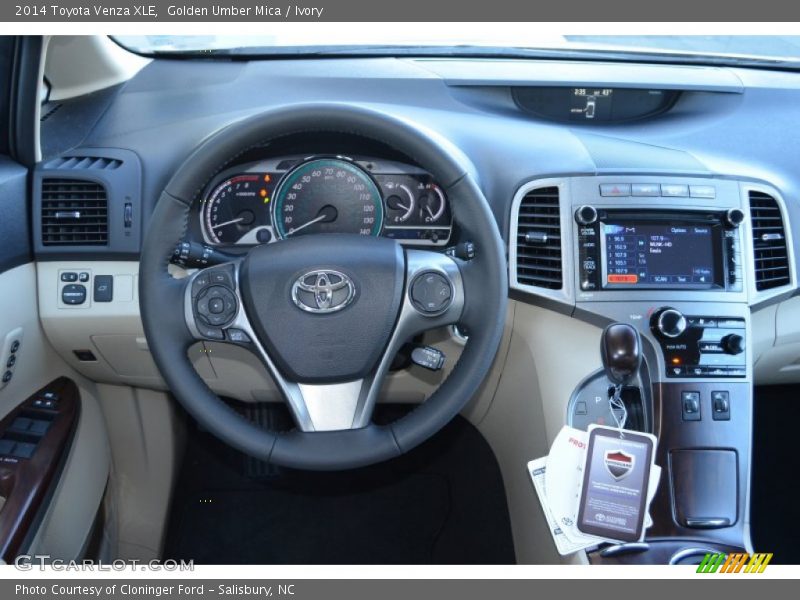 Dashboard of 2014 Venza XLE