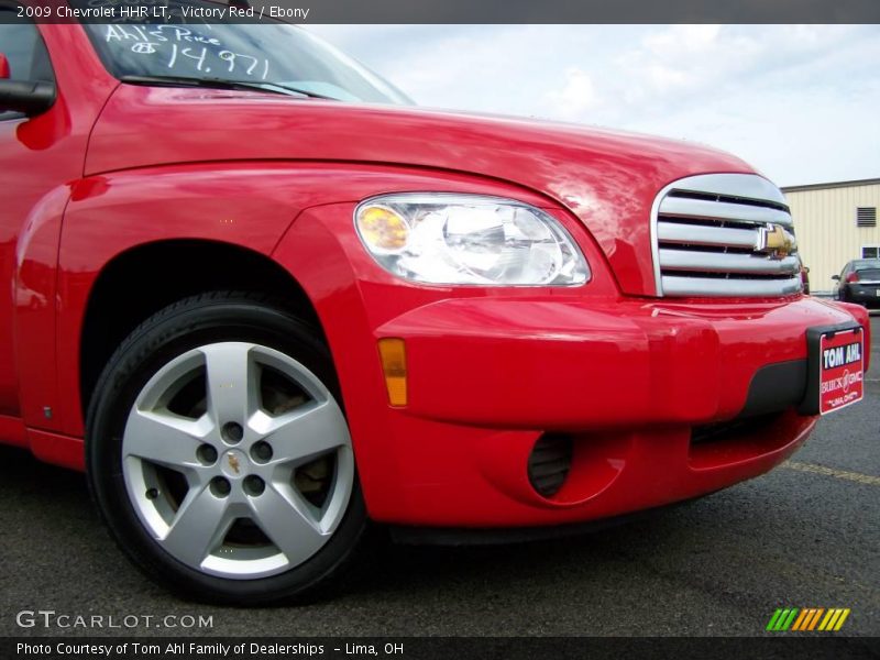 Victory Red / Ebony 2009 Chevrolet HHR LT