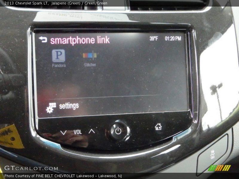 Jalapeno (Green) / Green/Green 2013 Chevrolet Spark LT