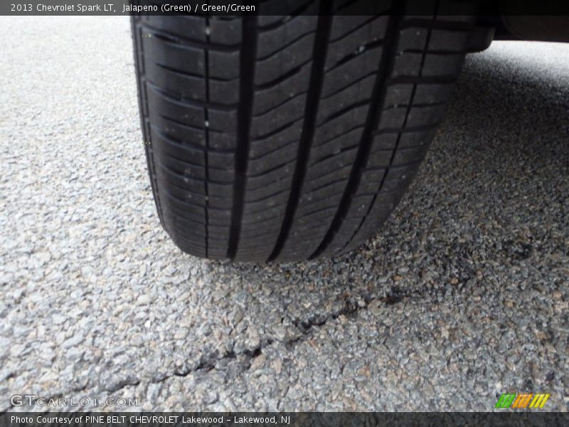 Jalapeno (Green) / Green/Green 2013 Chevrolet Spark LT
