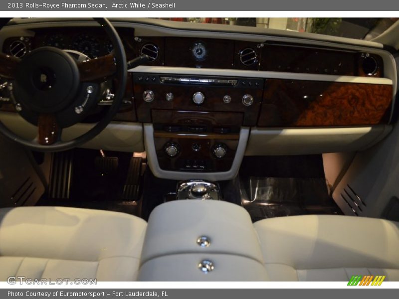 Arctic White / Seashell 2013 Rolls-Royce Phantom Sedan