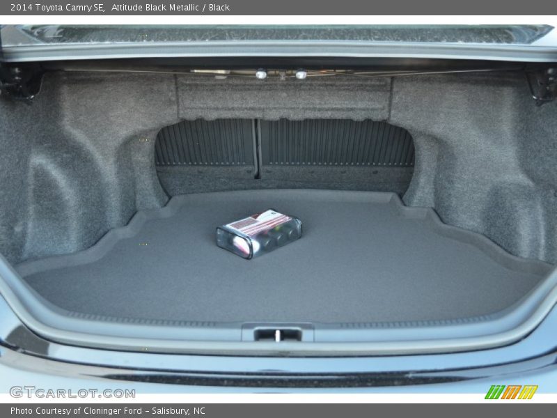 Attitude Black Metallic / Black 2014 Toyota Camry SE
