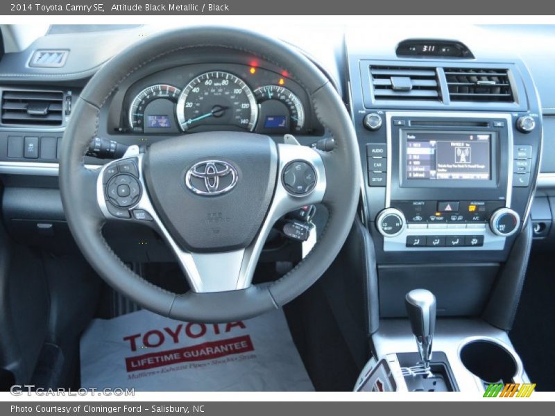 Attitude Black Metallic / Black 2014 Toyota Camry SE