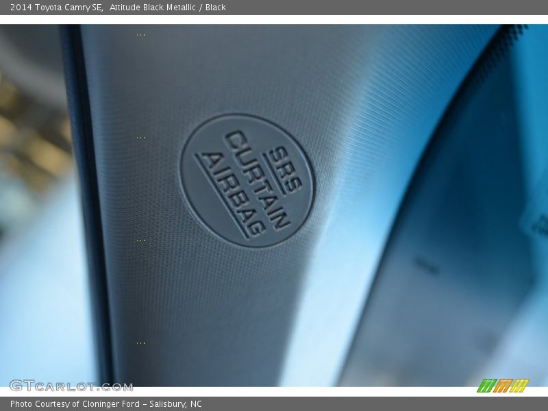 Attitude Black Metallic / Black 2014 Toyota Camry SE