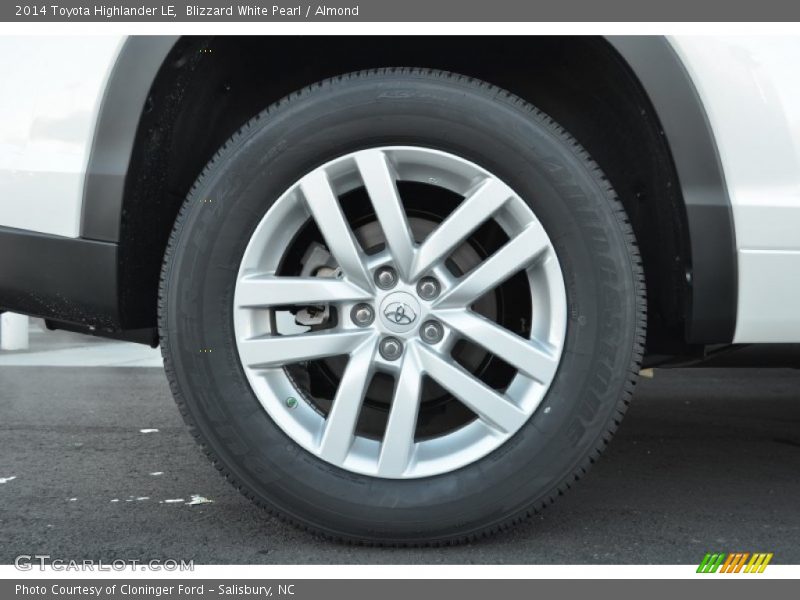  2014 Highlander LE Wheel