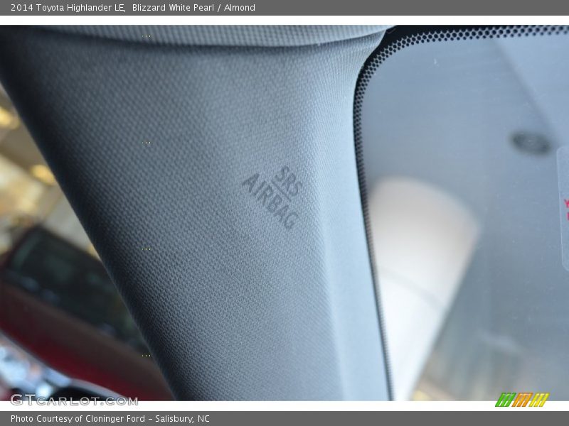 Blizzard White Pearl / Almond 2014 Toyota Highlander LE