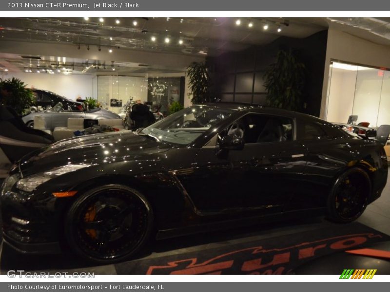 Jet Black / Black 2013 Nissan GT-R Premium