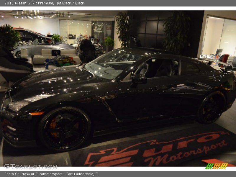 Jet Black / Black 2013 Nissan GT-R Premium