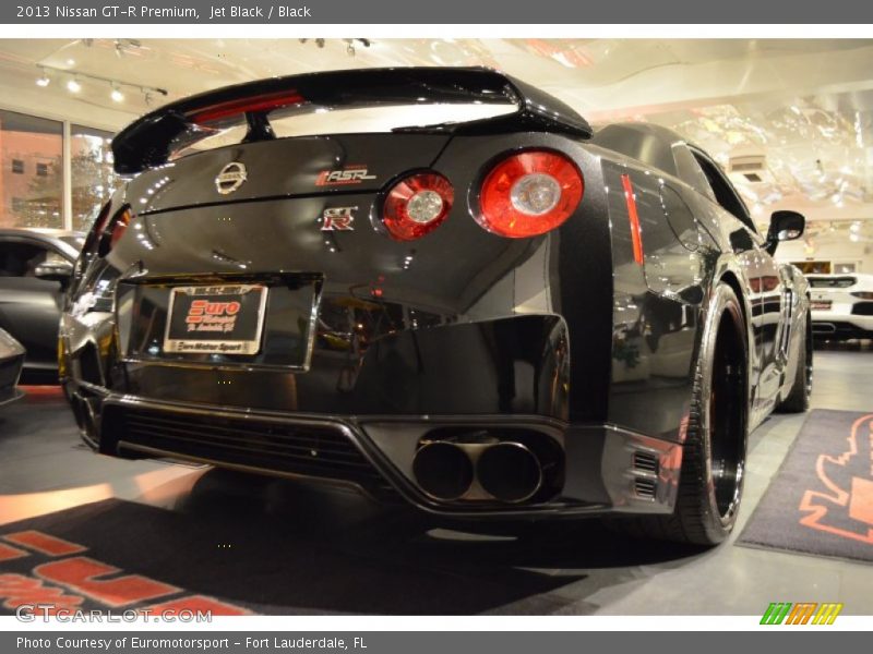 Jet Black / Black 2013 Nissan GT-R Premium