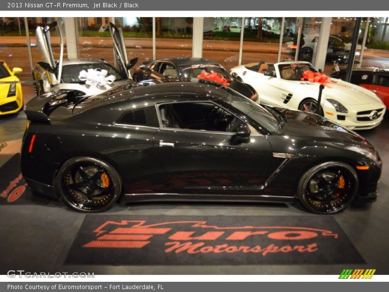 Jet Black / Black 2013 Nissan GT-R Premium