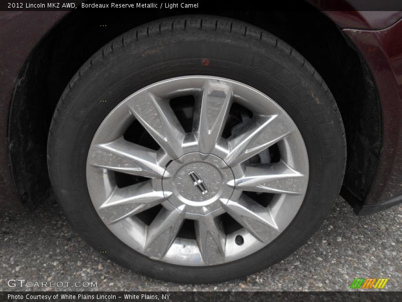 Bordeaux Reserve Metallic / Light Camel 2012 Lincoln MKZ AWD