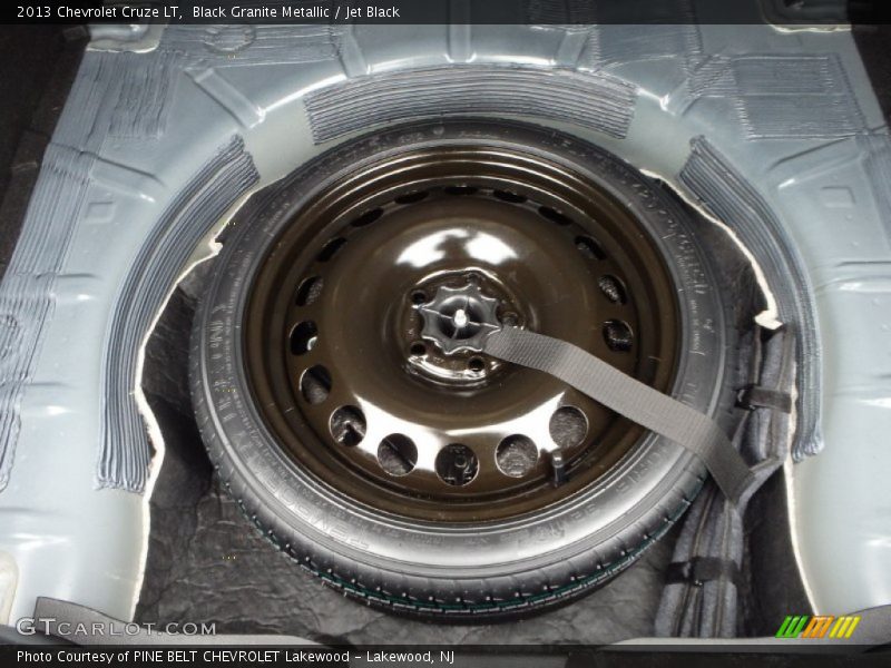 Black Granite Metallic / Jet Black 2013 Chevrolet Cruze LT