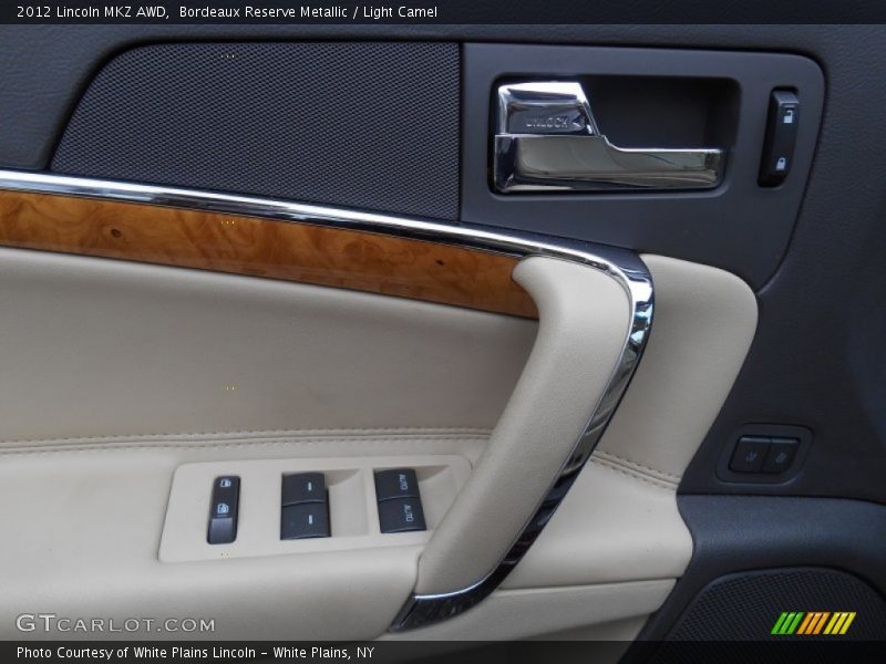 Bordeaux Reserve Metallic / Light Camel 2012 Lincoln MKZ AWD