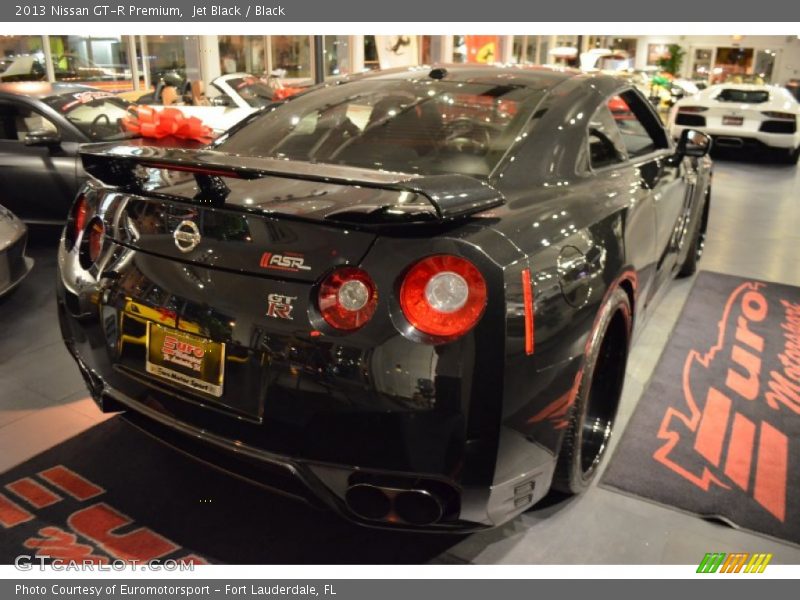 Jet Black / Black 2013 Nissan GT-R Premium