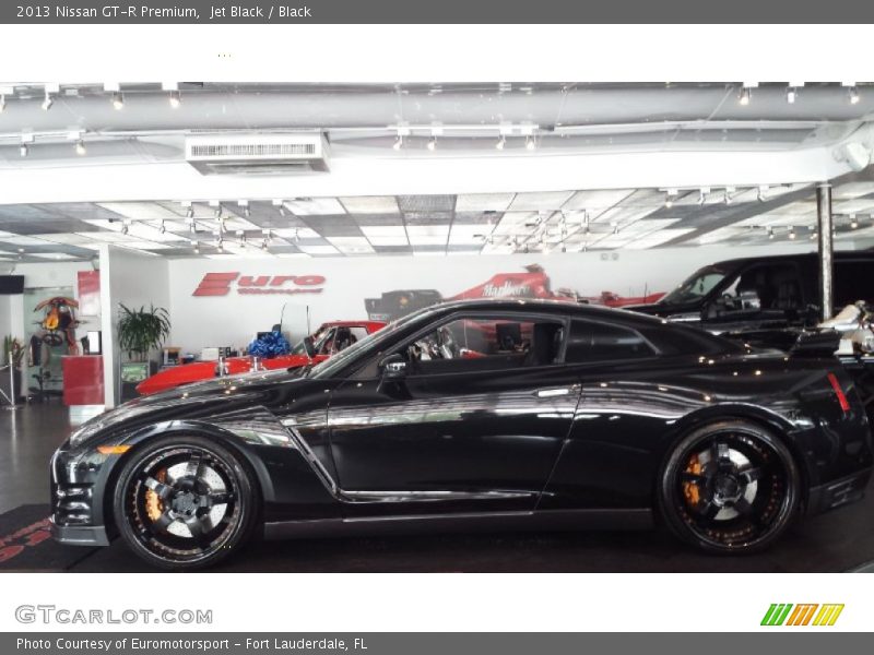 Jet Black / Black 2013 Nissan GT-R Premium