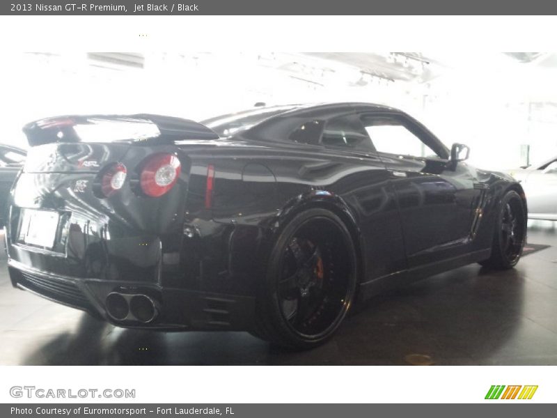 Jet Black / Black 2013 Nissan GT-R Premium