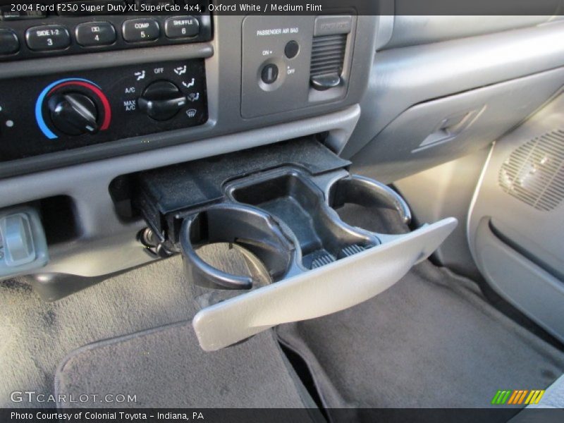 Oxford White / Medium Flint 2004 Ford F250 Super Duty XL SuperCab 4x4