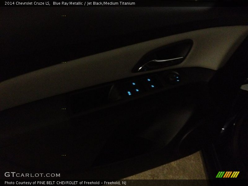 Blue Ray Metallic / Jet Black/Medium Titanium 2014 Chevrolet Cruze LS