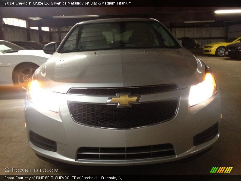 Silver Ice Metallic / Jet Black/Medium Titanium 2014 Chevrolet Cruze LS