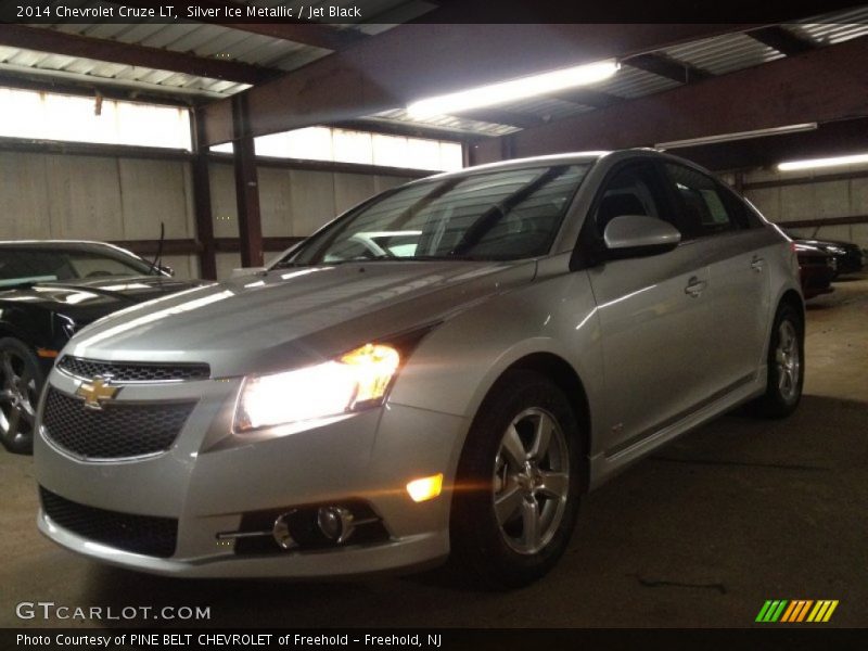 Silver Ice Metallic / Jet Black 2014 Chevrolet Cruze LT