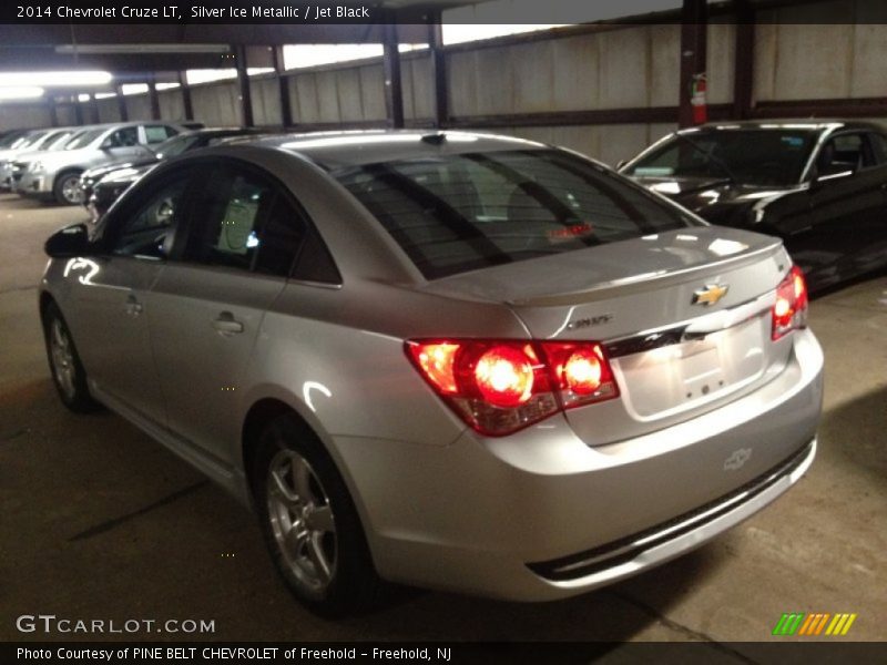 Silver Ice Metallic / Jet Black 2014 Chevrolet Cruze LT