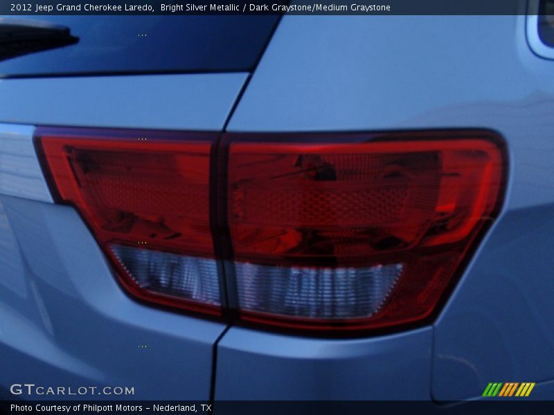 Bright Silver Metallic / Dark Graystone/Medium Graystone 2012 Jeep Grand Cherokee Laredo