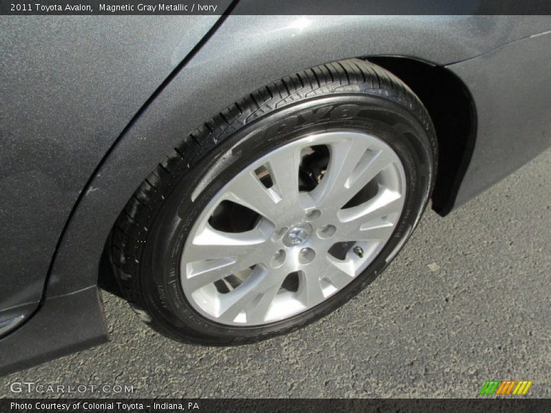 Magnetic Gray Metallic / Ivory 2011 Toyota Avalon