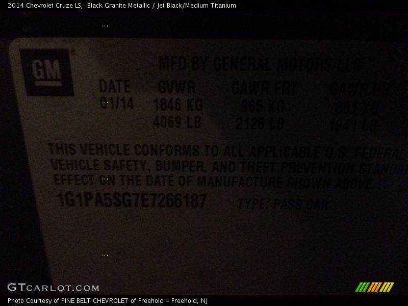 Black Granite Metallic / Jet Black/Medium Titanium 2014 Chevrolet Cruze LS