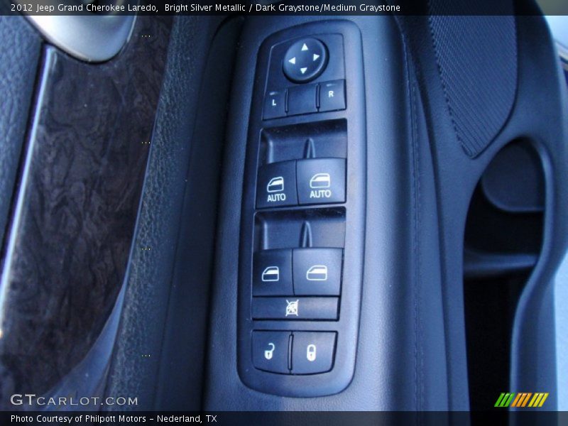 Bright Silver Metallic / Dark Graystone/Medium Graystone 2012 Jeep Grand Cherokee Laredo