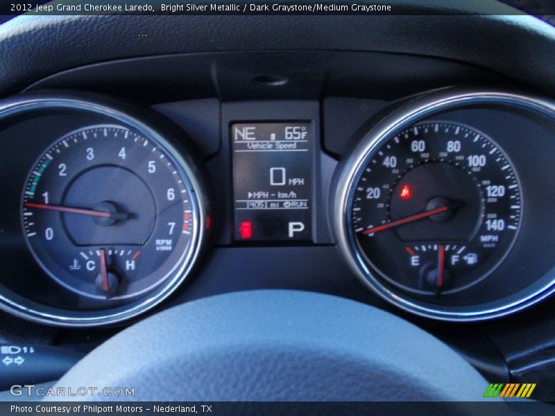 Bright Silver Metallic / Dark Graystone/Medium Graystone 2012 Jeep Grand Cherokee Laredo