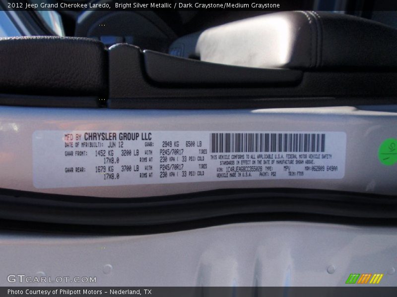 Bright Silver Metallic / Dark Graystone/Medium Graystone 2012 Jeep Grand Cherokee Laredo