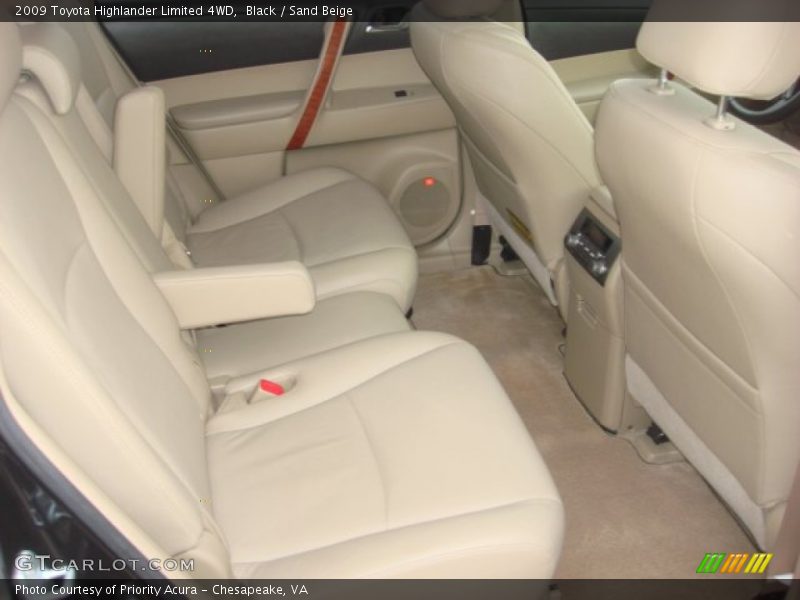 Black / Sand Beige 2009 Toyota Highlander Limited 4WD