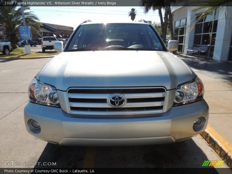 Millenium Silver Metallic / Ivory Beige 2007 Toyota Highlander V6