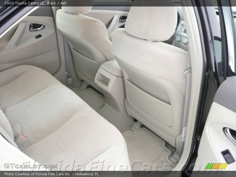 Black / Ash 2009 Toyota Camry LE
