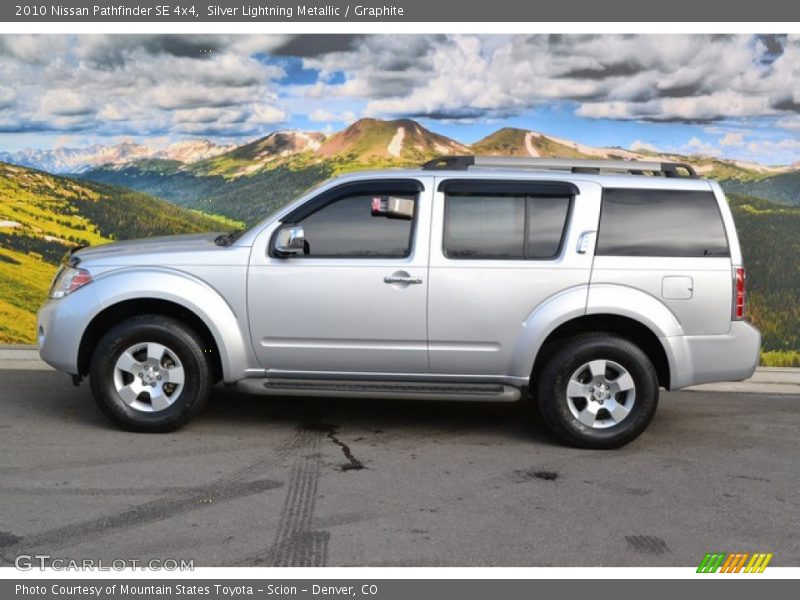 Silver Lightning Metallic / Graphite 2010 Nissan Pathfinder SE 4x4