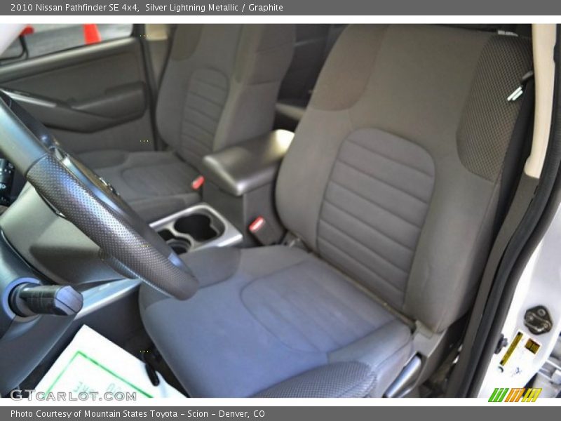 Silver Lightning Metallic / Graphite 2010 Nissan Pathfinder SE 4x4