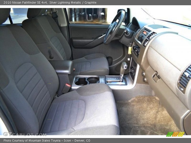 Silver Lightning Metallic / Graphite 2010 Nissan Pathfinder SE 4x4