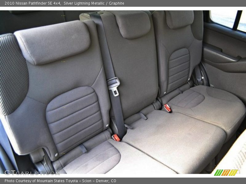 Silver Lightning Metallic / Graphite 2010 Nissan Pathfinder SE 4x4