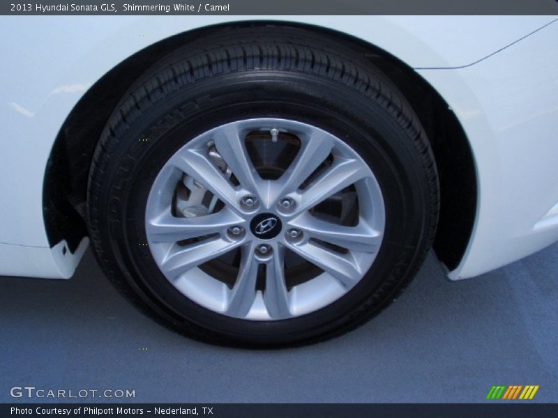 Shimmering White / Camel 2013 Hyundai Sonata GLS