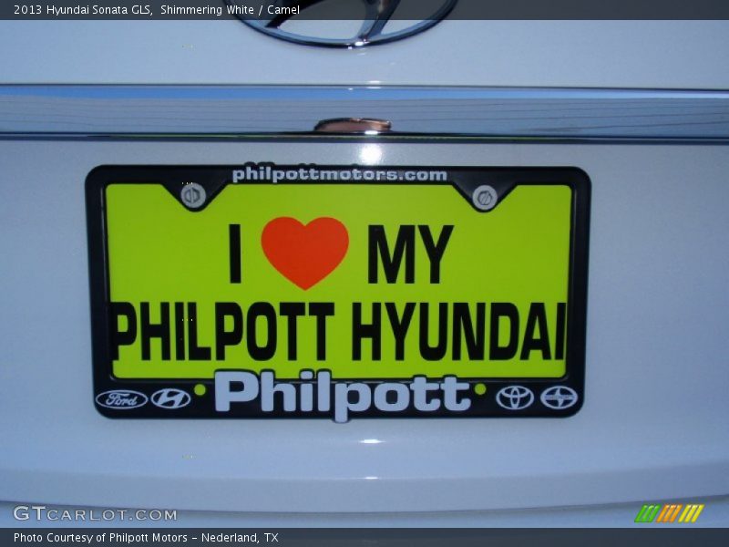 Shimmering White / Camel 2013 Hyundai Sonata GLS