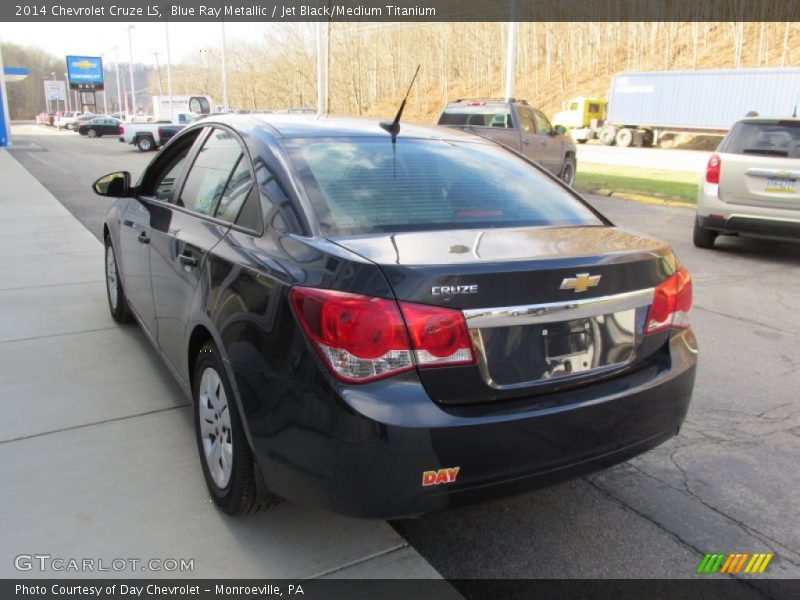 Blue Ray Metallic / Jet Black/Medium Titanium 2014 Chevrolet Cruze LS