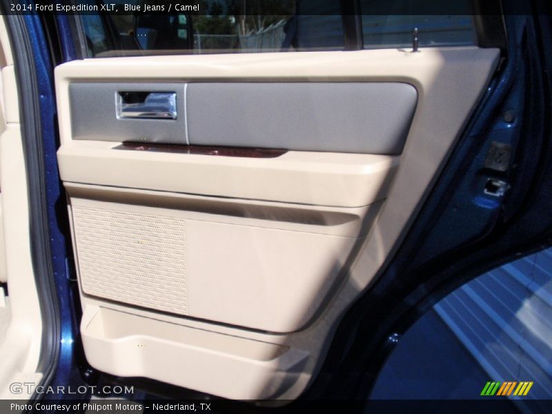 Blue Jeans / Camel 2014 Ford Expedition XLT