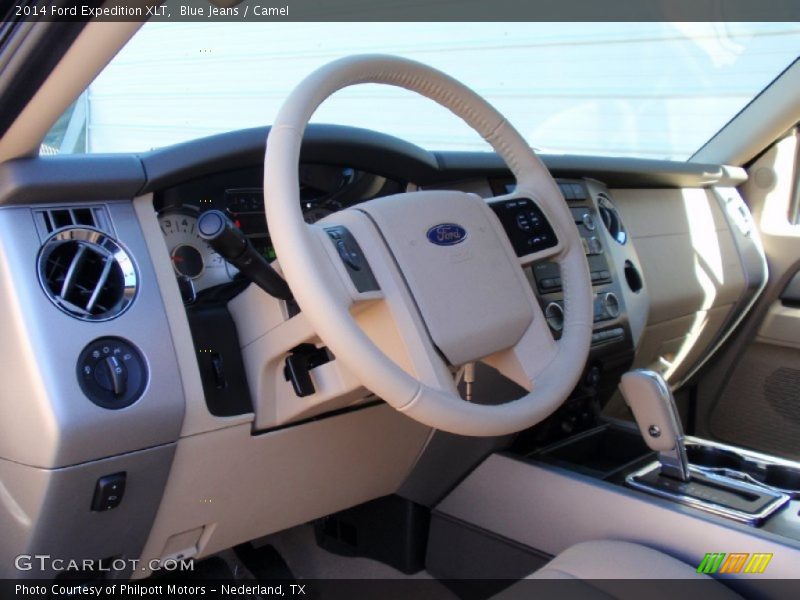 Blue Jeans / Camel 2014 Ford Expedition XLT