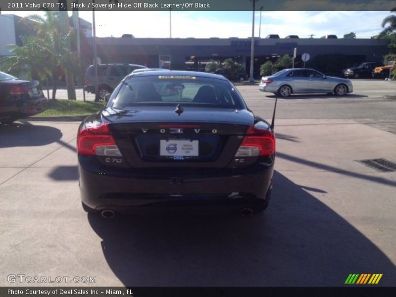 Black / Soverign Hide Off Black Leather/Off Black 2011 Volvo C70 T5
