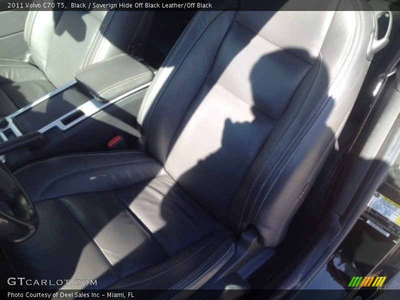 Black / Soverign Hide Off Black Leather/Off Black 2011 Volvo C70 T5