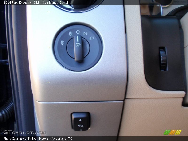 Blue Jeans / Camel 2014 Ford Expedition XLT
