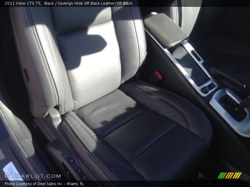 Black / Soverign Hide Off Black Leather/Off Black 2011 Volvo C70 T5