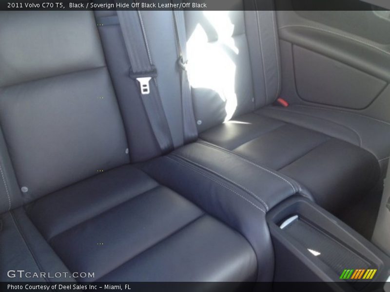 Black / Soverign Hide Off Black Leather/Off Black 2011 Volvo C70 T5