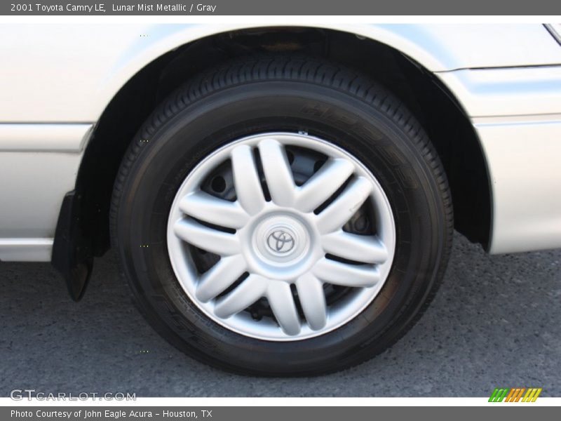 Lunar Mist Metallic / Gray 2001 Toyota Camry LE